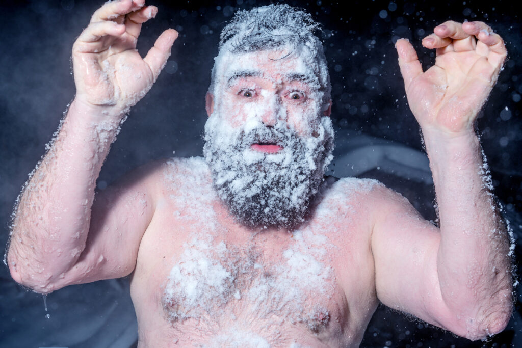 Crazy Russian man ran out of the bath in the snow. (c) AdobeStock