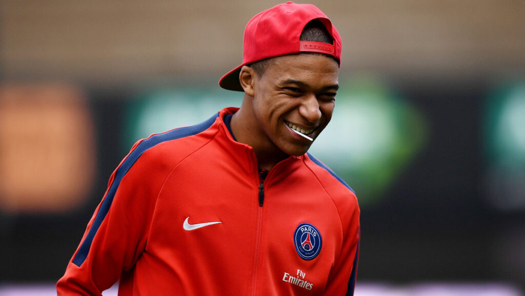 Kylian Mbappé. (c) wallpaper.mob.com