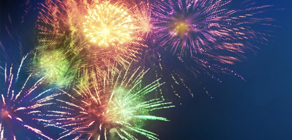 Ein (unerwartet) ruhiger Silvesterabend Silvesterfeuerwerk. (c) AdobeStock